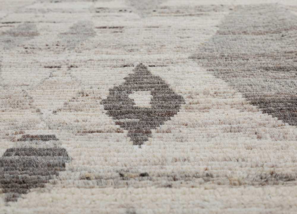 manifest beige and brown afghan wool hand knotted Rug - CloseUp