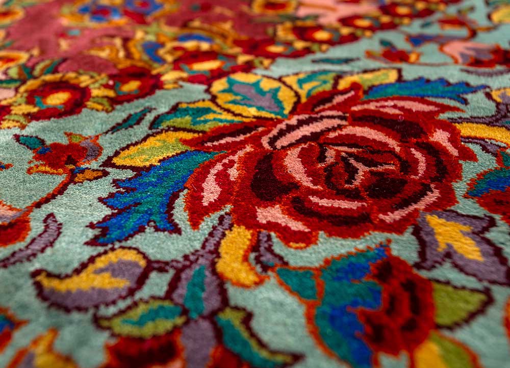 gulmarg green silk hand knotted Rug - CloseUp gulmarg green silk hand knotted Rug - CloseUp