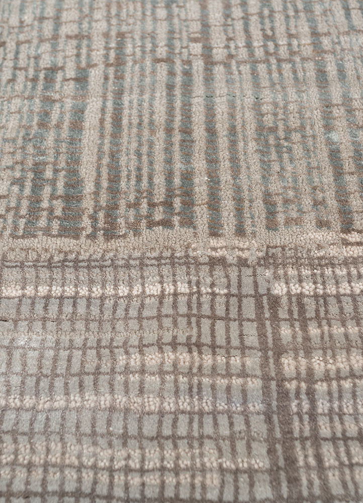 unstring by kavi grey and black wool and bamboo silk hand knotted Rug - CloseUp unstring by kavi grey and black wool and bamboo silk hand knotted Rug - CloseUp