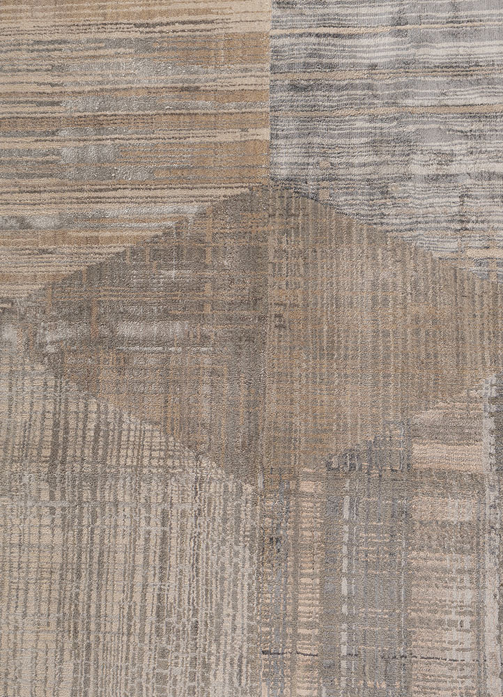 unstring by kavi ivory wool and bamboo silk hand knotted Rug - CloseUp