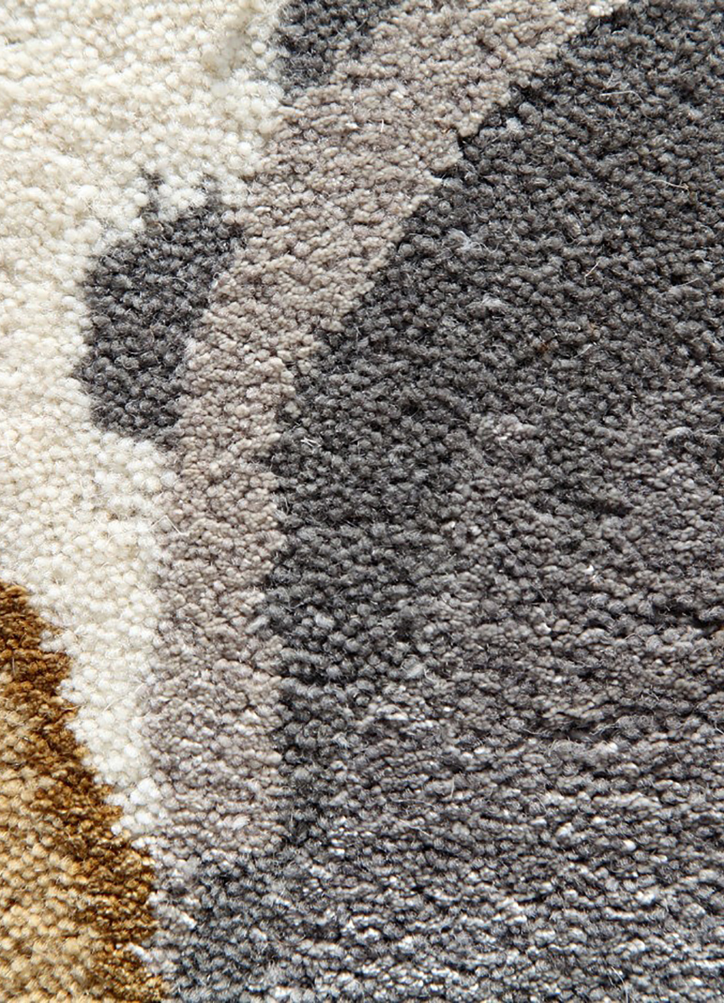 hacienda beige and brown wool and viscose hand tufted Rug - CloseUp hacienda beige and brown wool and viscose hand tufted Rug - CloseUp