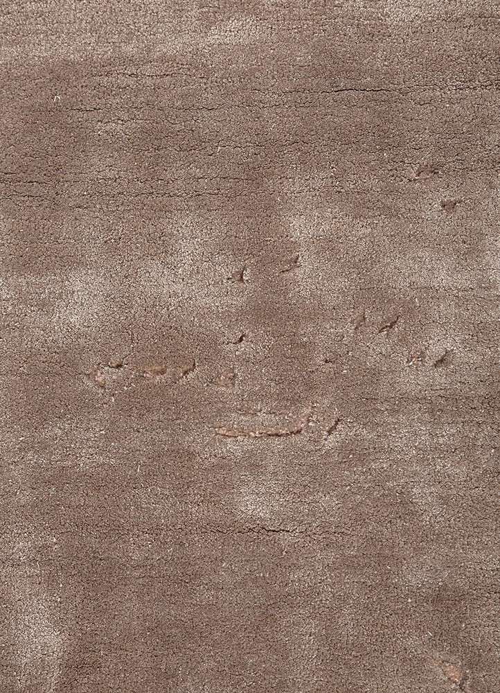 white noise grey and black wool and viscose hand tufted Rug - CloseUp