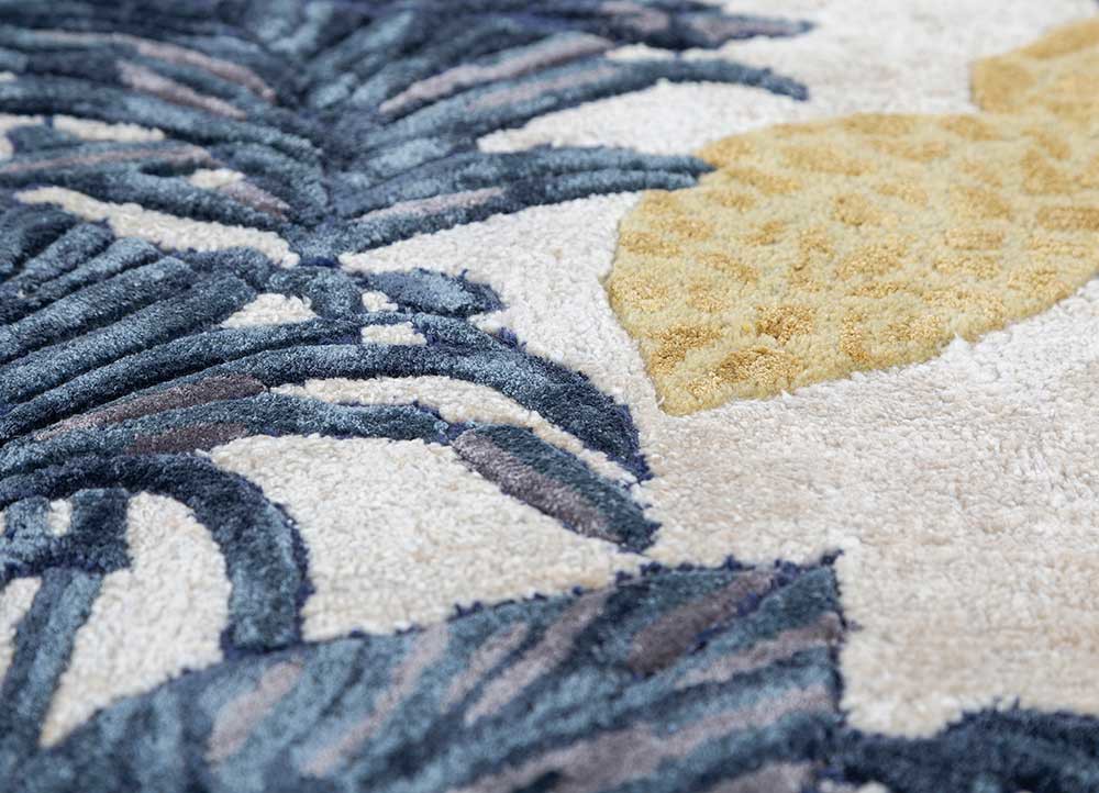 aurelia ivory wool and viscose hand tufted Rug - CloseUp