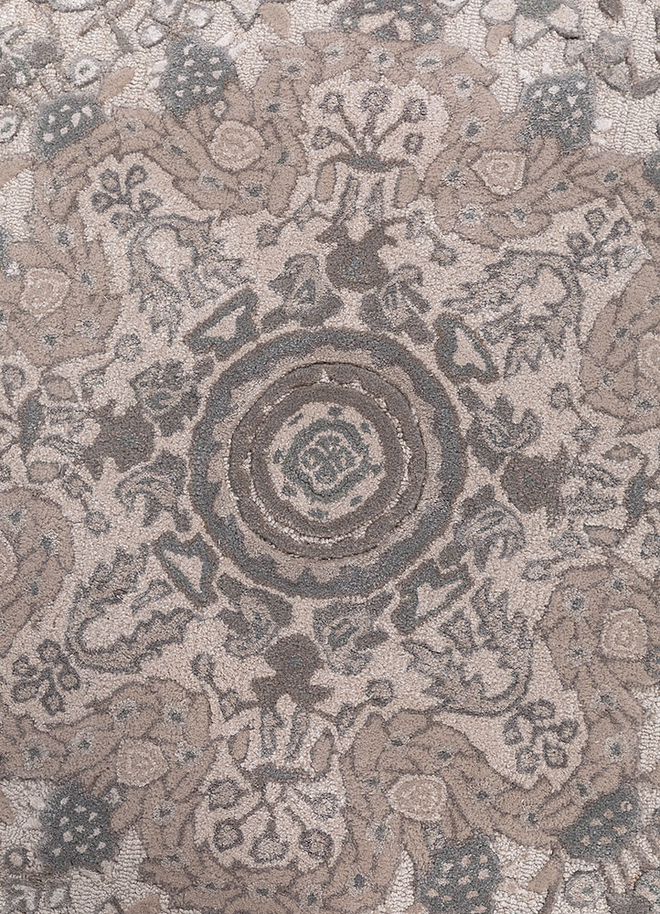 bodhi ivory wool and viscose hand tufted Rug - CloseUp