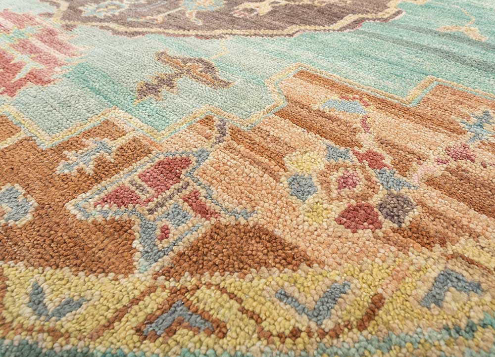 savana red and orange wool hand knotted Rug - CloseUp