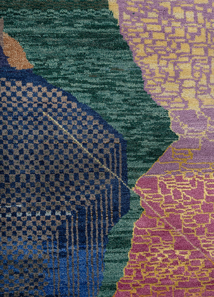 manchaha gold wool and bamboo silk hand knotted Rug - CloseUp