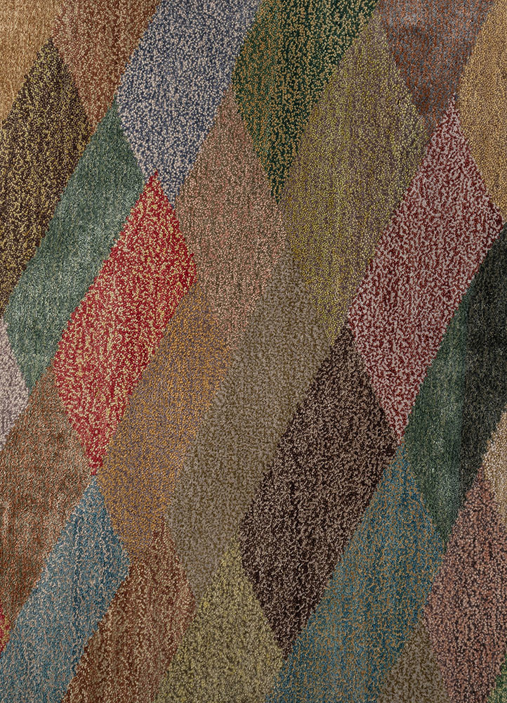 manchaha red and orange wool and bamboo silk hand knotted Rug - CloseUp