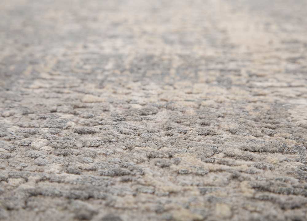 uvenuti grey and black viscose hand knotted Rug - CloseUp uvenuti grey and black viscose hand knotted Rug - CloseUp