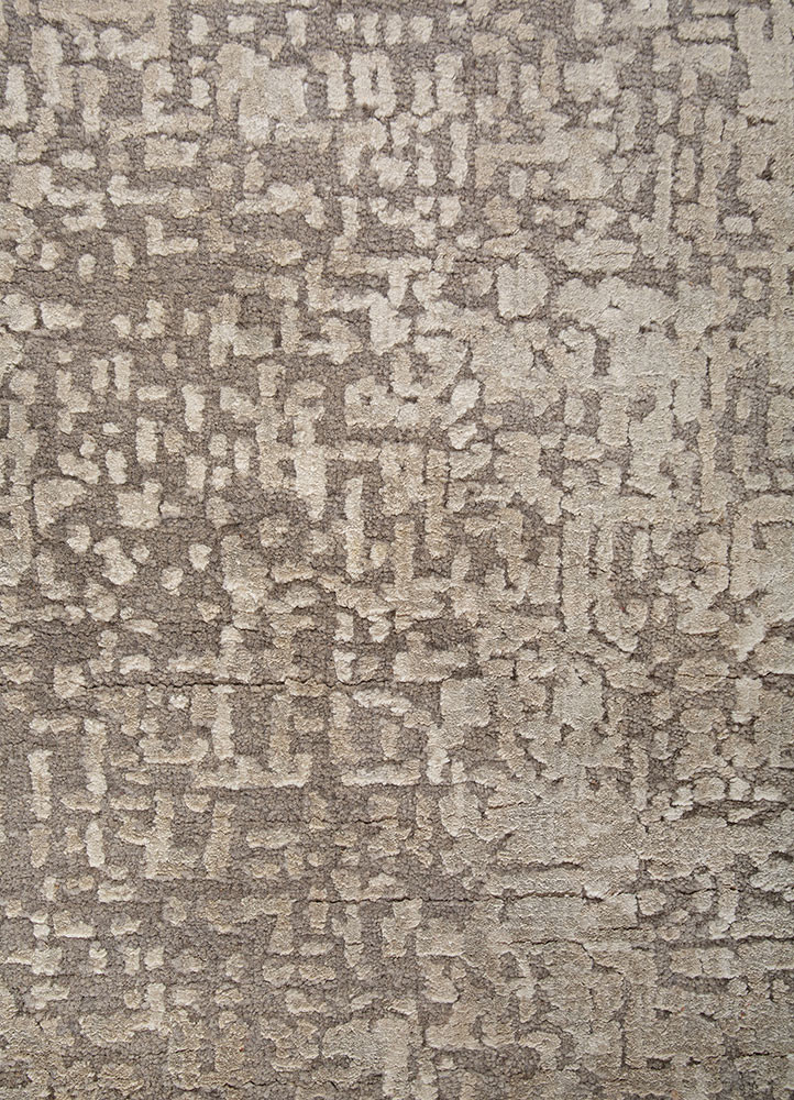 entropy grey and black wool and bamboo silk hand knotted Rug - CloseUp