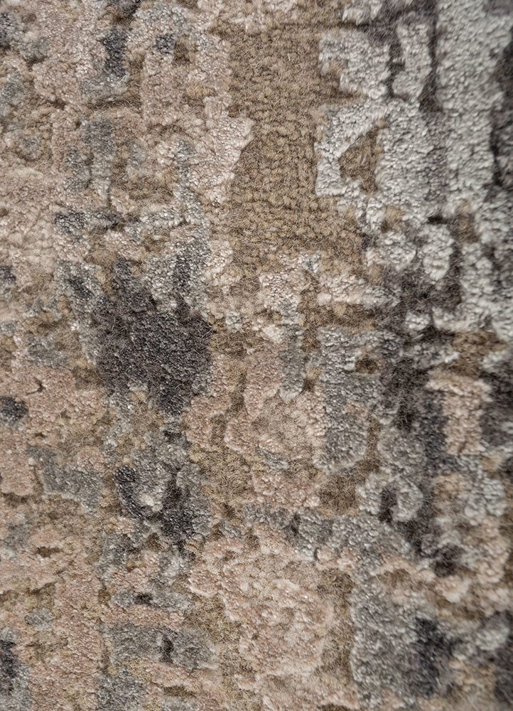uvenuti ivory wool and bamboo silk hand knotted Rug - CloseUp uvenuti ivory wool and bamboo silk hand knotted Rug - CloseUp