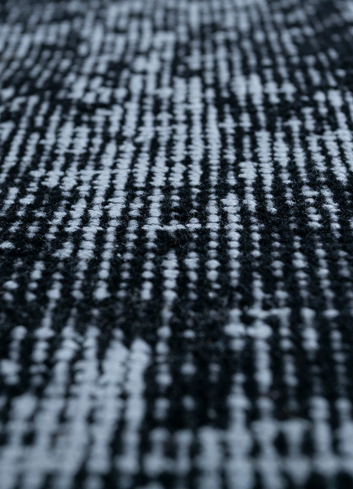 lacuna grey and black wool hand knotted Rug - CloseUp lacuna grey and black wool hand knotted Rug - CloseUp