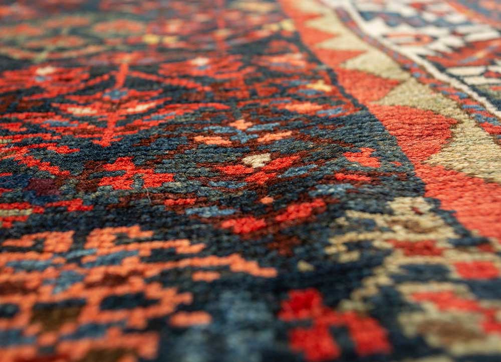 kiaan blue wool hand knotted Rug - CloseUp