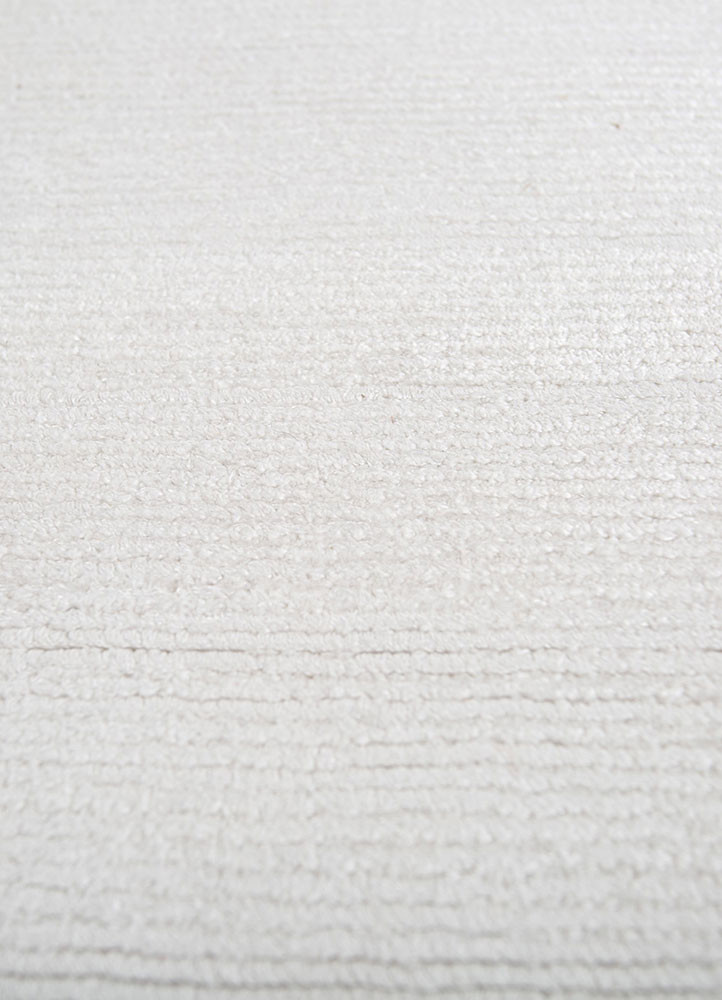 basis ivory viscose hand loom Rug - CloseUp