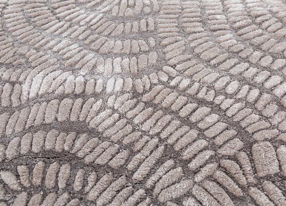 aurelia grey and black viscose hand tufted Rug - CloseUp aurelia grey and black viscose hand tufted Rug - CloseUp