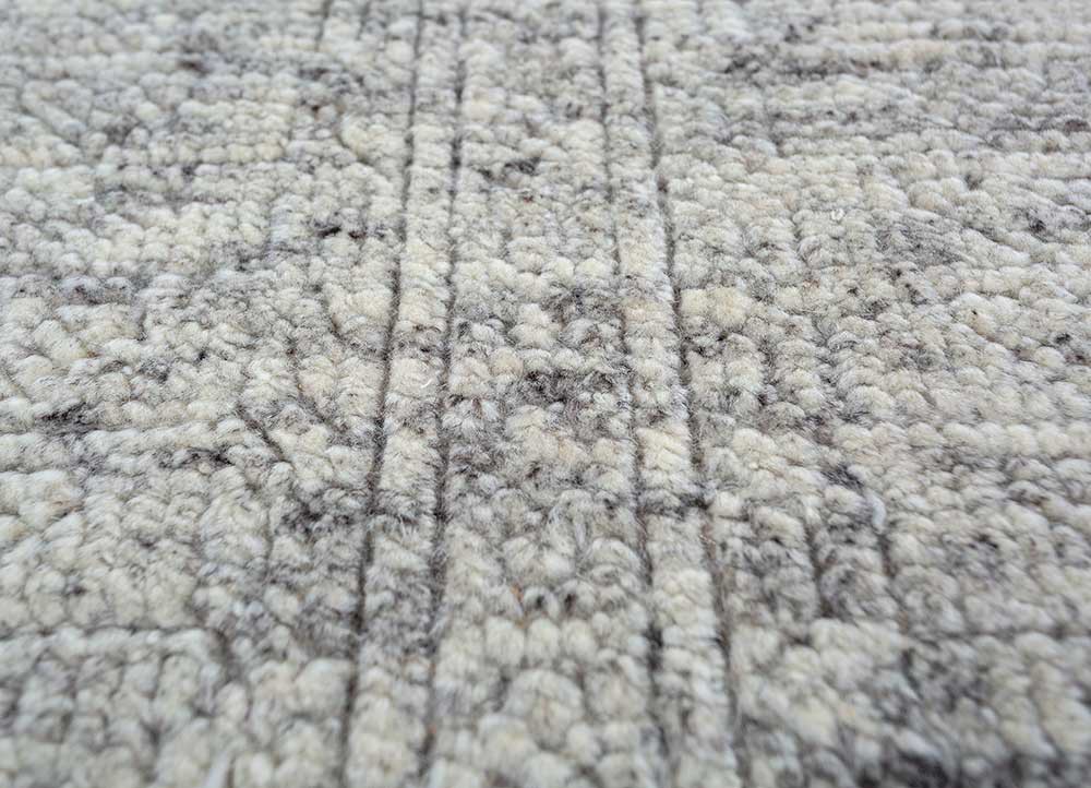 manifest ivory wool hand knotted Rug - CloseUp manifest ivory wool hand knotted Rug - CloseUp