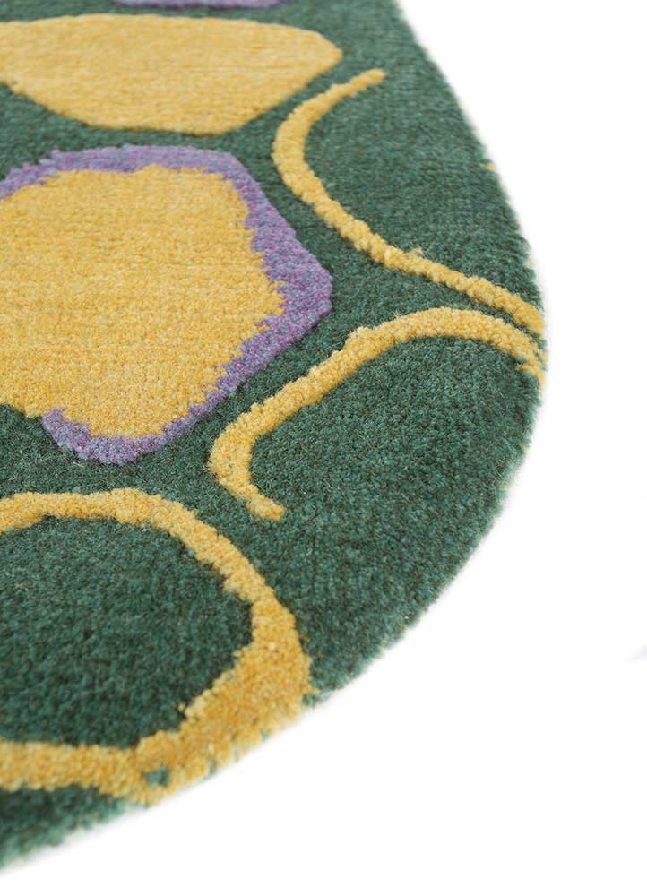 jaanwar green wool hand knotted Rug - Corner jaanwar green wool hand knotted Rug - Corner