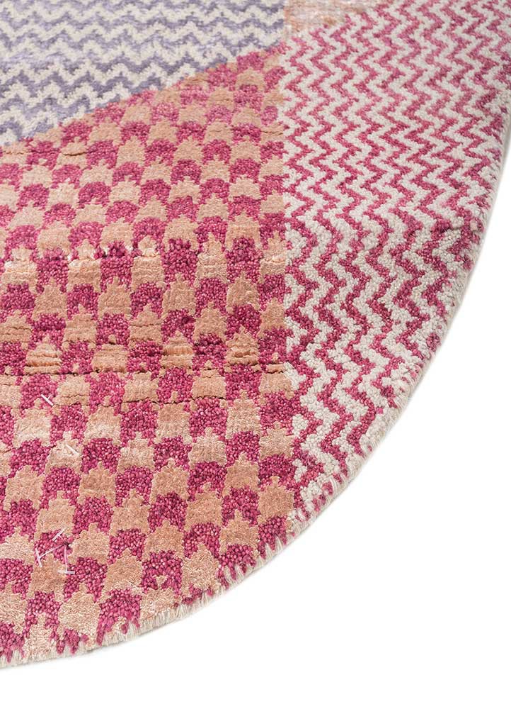candyfloss ivory wool and bamboo silk hand knotted Rug - Corner candyfloss ivory wool and bamboo silk hand knotted Rug - Corner