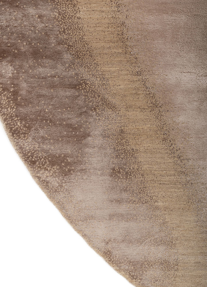 aprezo beige and brown wool and bamboo silk hand knotted Rug - Corner aprezo beige and brown wool and bamboo silk hand knotted Rug - Corner