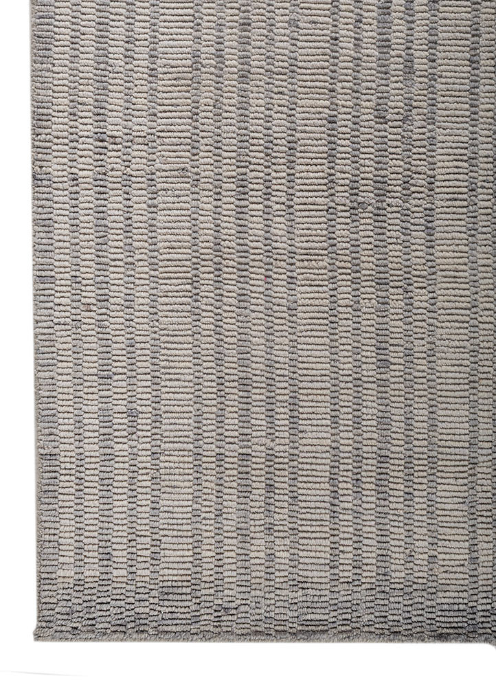 contour blue wool hand loom Rug - Corner