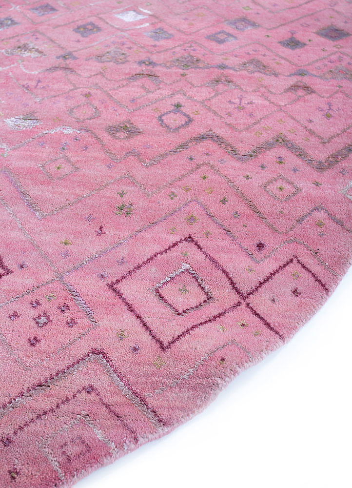manchaha pink and purple wool and bamboo silk hand knotted Rug - Corner
