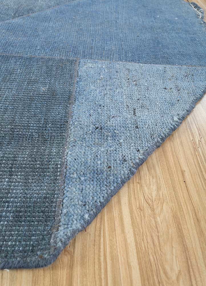 provenance blue wool hand knotted Rug - Corner provenance blue wool hand knotted Rug - Corner