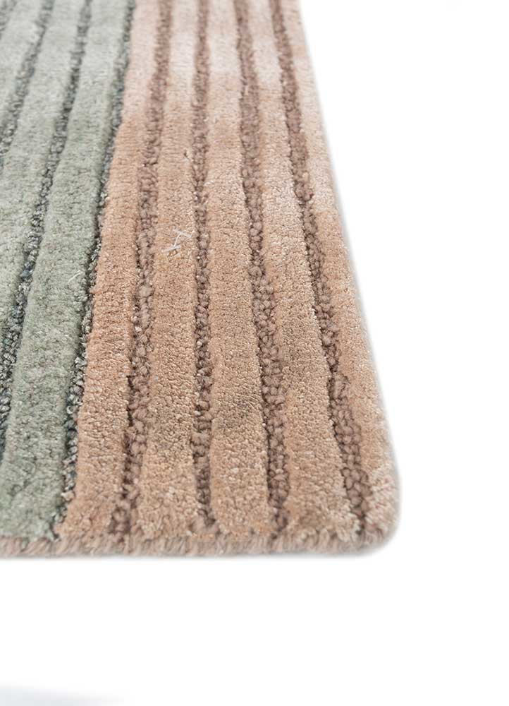 come around red and orange wool and viscose hand tufted Rug - Corner come around red and orange wool and viscose hand tufted Rug - Corner