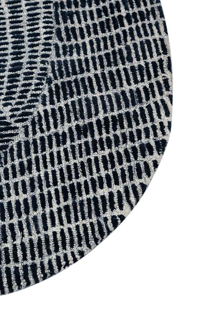 pathways grey and black wool and viscose hand tufted Rug - Corner