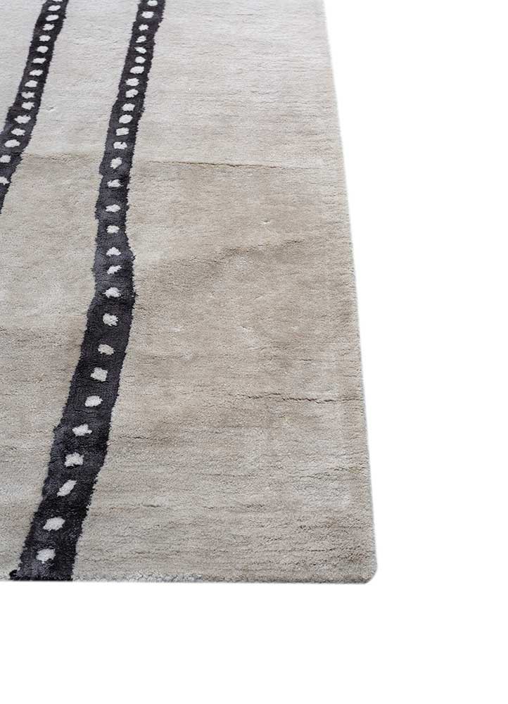 caliedo ivory wool and viscose hand tufted Rug - Corner caliedo ivory wool and viscose hand tufted Rug - Corner