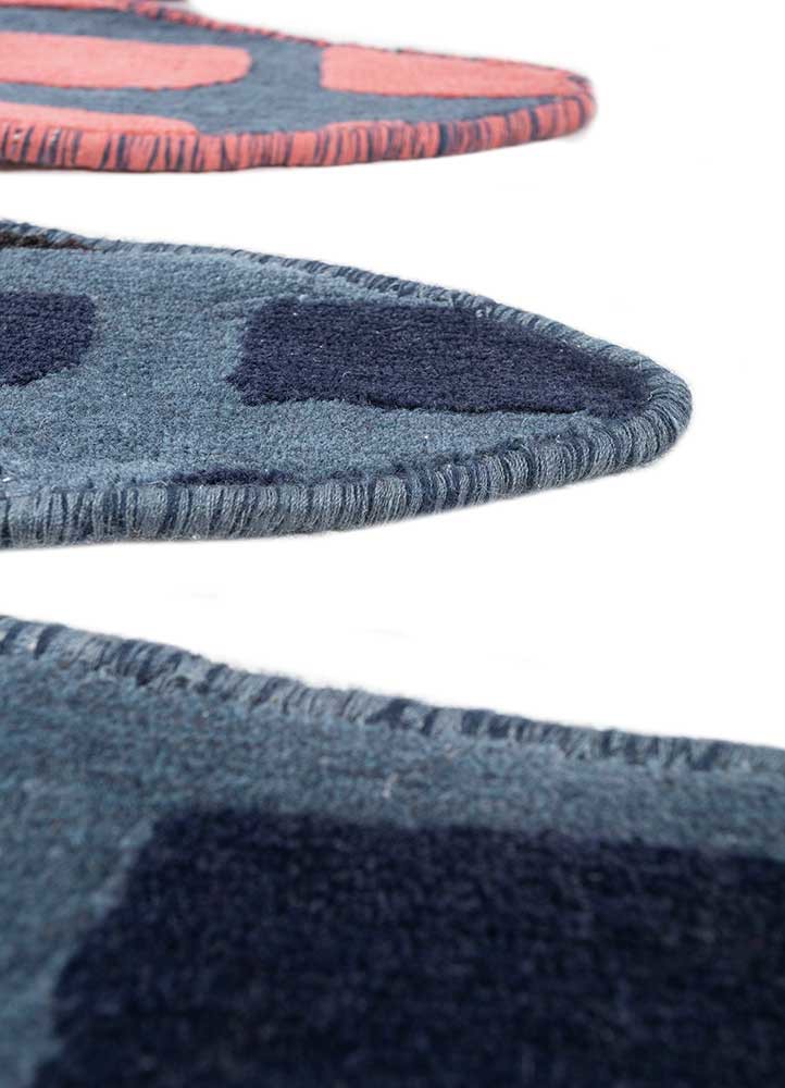 jaanwar blue wool hand tufted Rug - Corner