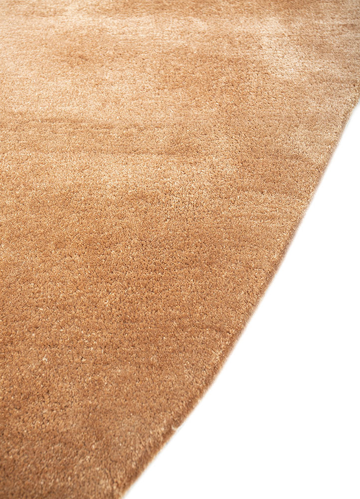 cera gold viscose hand tufted Rug - Corner cera gold viscose hand tufted Rug - Corner