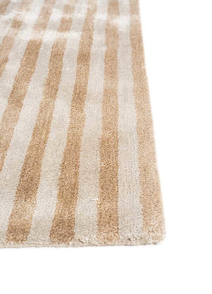 come around ivory viscose hand tufted Rug - Corner come around ivory viscose hand tufted Rug - Corner