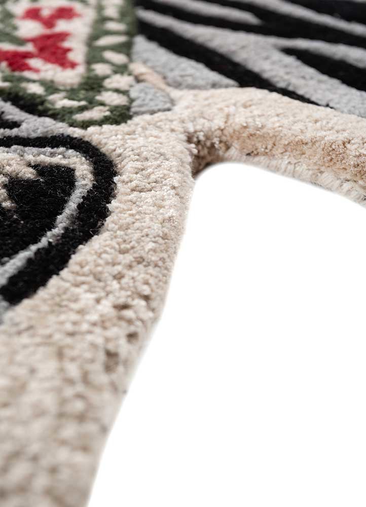 wild wanderlust ivory wool and viscose hand tufted Rug - Corner