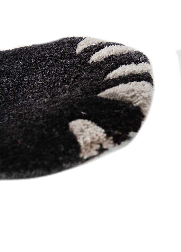 wild wanderlust grey and black wool and viscose hand tufted Rug - Corner