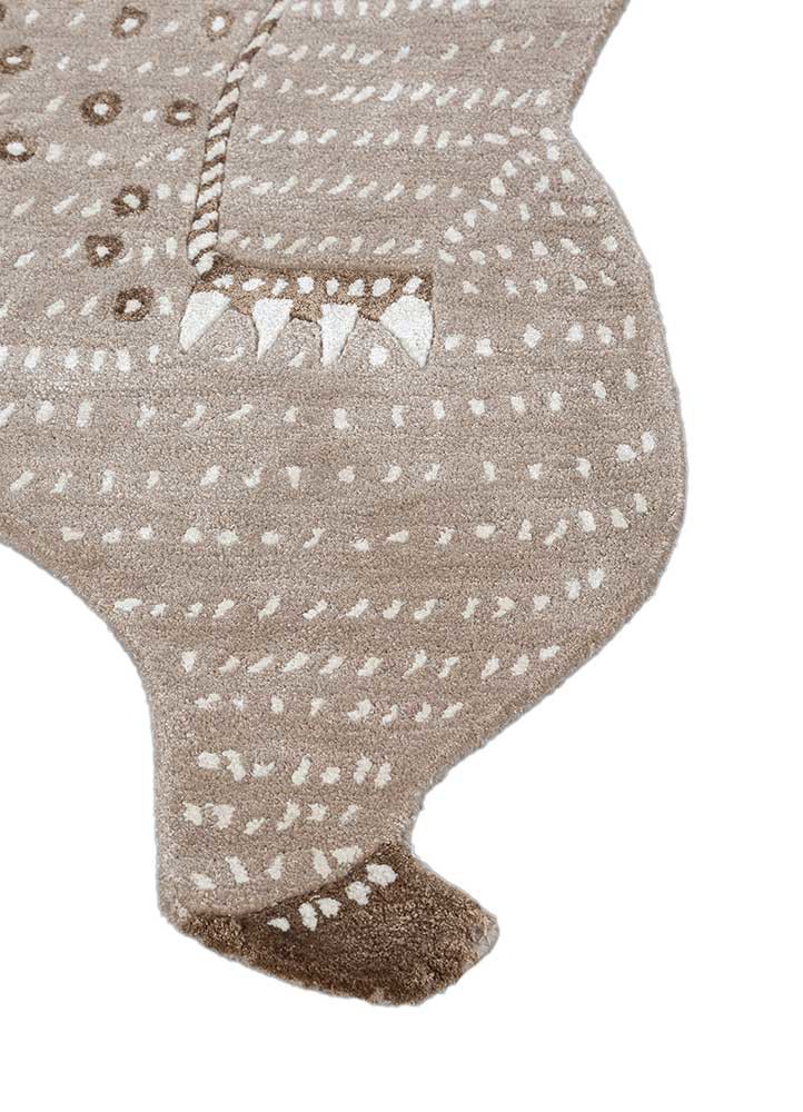 wild wanderlust ivory wool and viscose hand tufted Rug - Corner