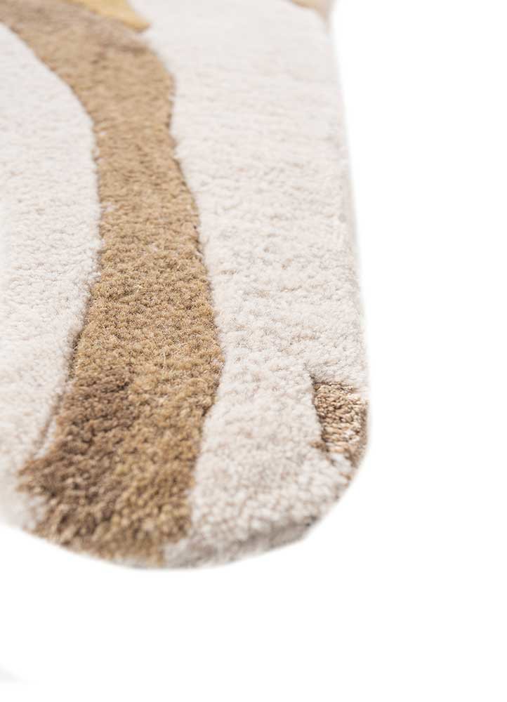 wild wanderlust ivory wool and viscose hand tufted Rug - Corner