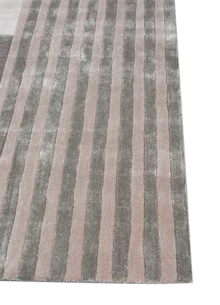 come around ivory wool and viscose hand tufted Rug - Corner come around ivory wool and viscose hand tufted Rug - Corner