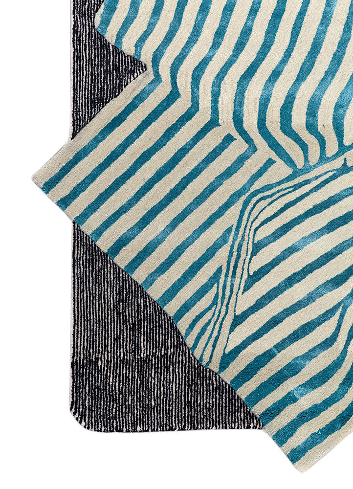 adrift blue wool and viscose hand tufted Rug - Corner