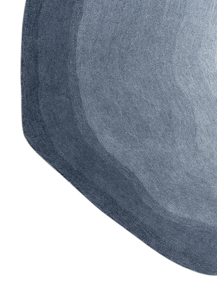 chroma blue wool hand tufted Rug - Corner