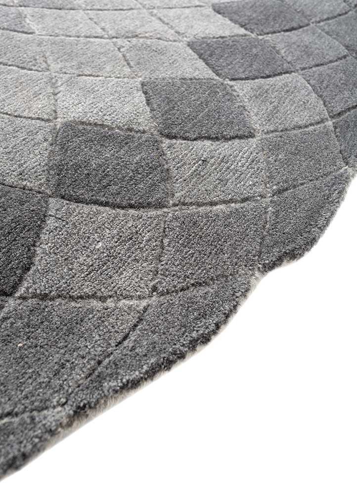 chroma grey and black wool hand tufted Rug - Corner
