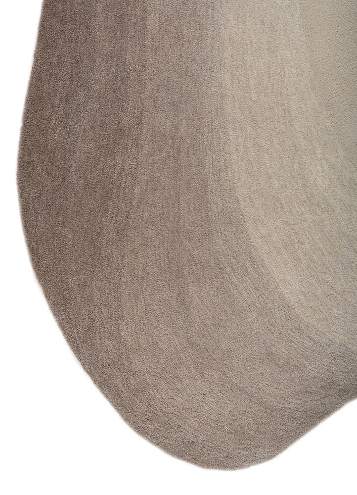 chroma ivory wool hand tufted Rug - Corner