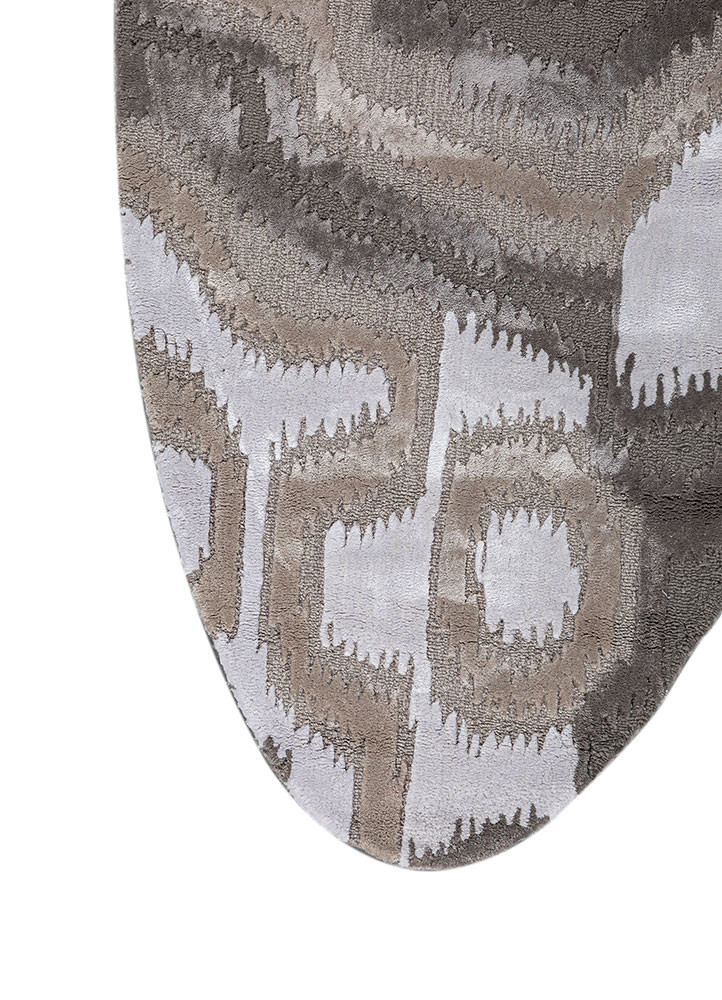 mythos grey and black wool and viscose hand tufted Rug - Corner