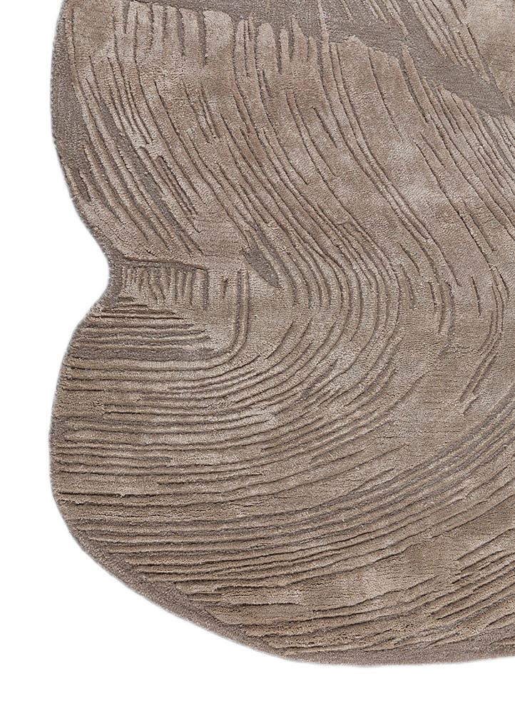 lucid ivory wool and viscose hand tufted Rug - Corner lucid ivory wool and viscose hand tufted Rug - Corner