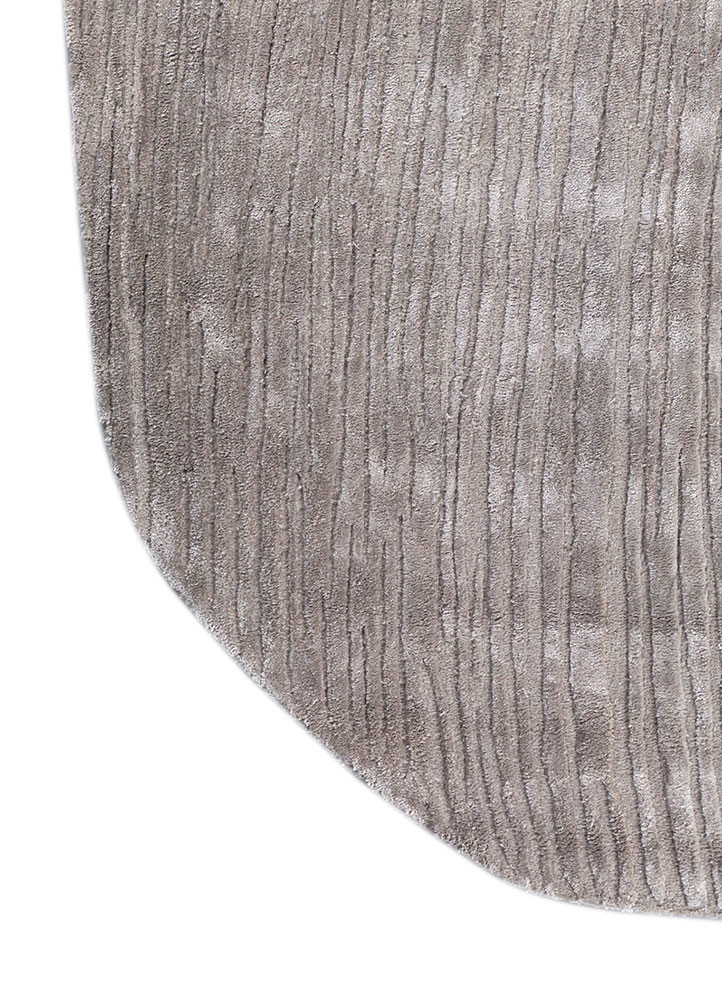 lucid grey and black wool and viscose hand tufted Rug - Corner lucid grey and black wool and viscose hand tufted Rug - Corner