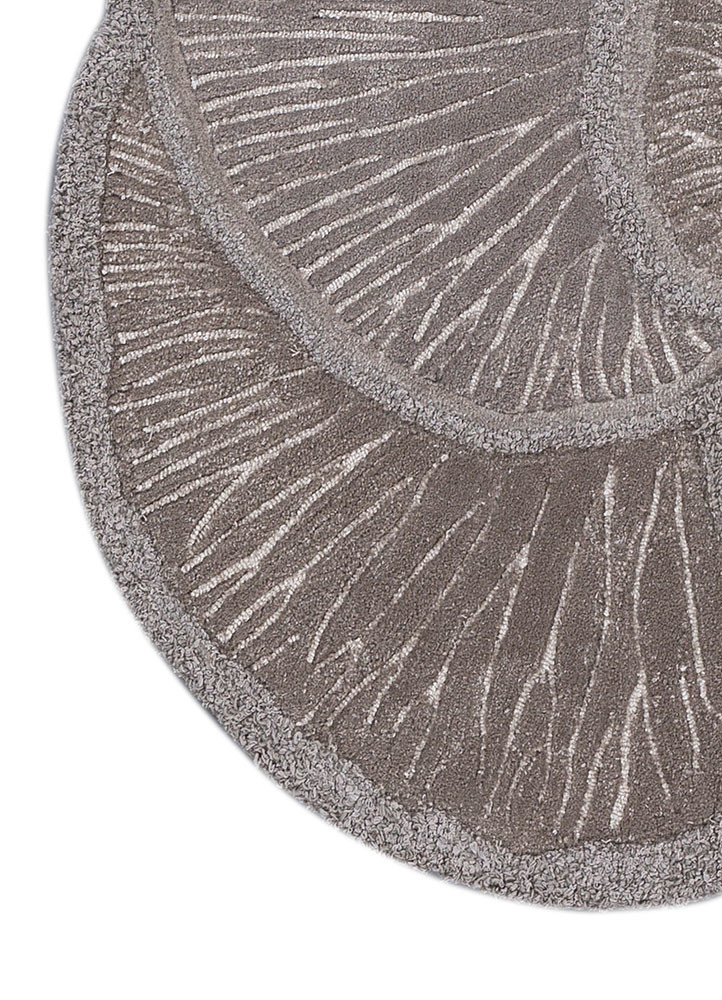 aurelia grey and black wool and viscose hand tufted Rug - Corner aurelia grey and black wool and viscose hand tufted Rug - Corner