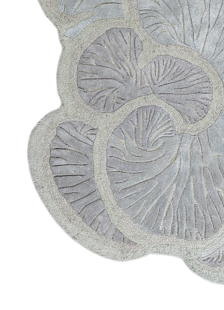aurelia blue wool and viscose hand tufted Rug - Corner