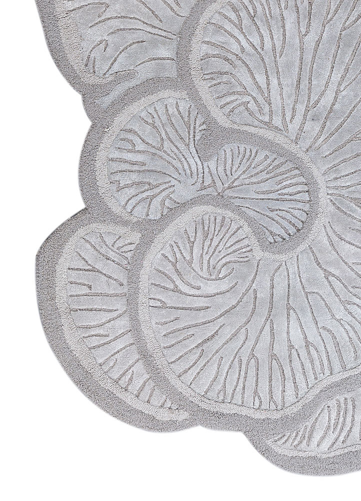aurelia grey and black wool and viscose hand tufted Rug - Corner aurelia grey and black wool and viscose hand tufted Rug - Corner