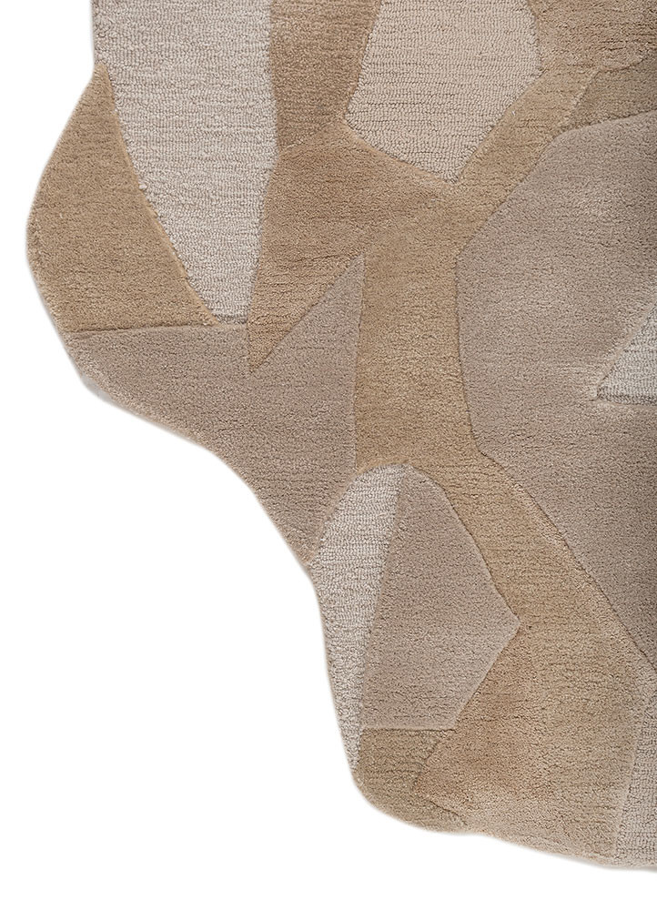 aprezo ivory wool and viscose hand tufted Rug - Corner aprezo ivory wool and viscose hand tufted Rug - Corner