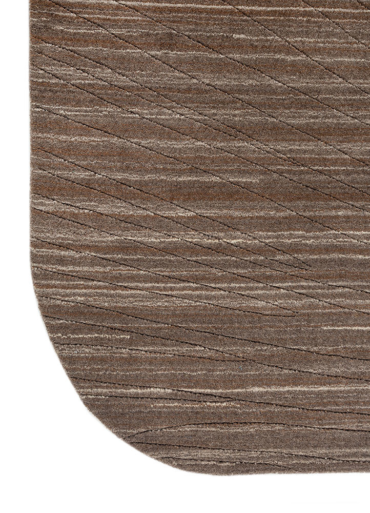 forme beige and brown wool hand loom Rug - Corner forme beige and brown wool hand loom Rug - Corner