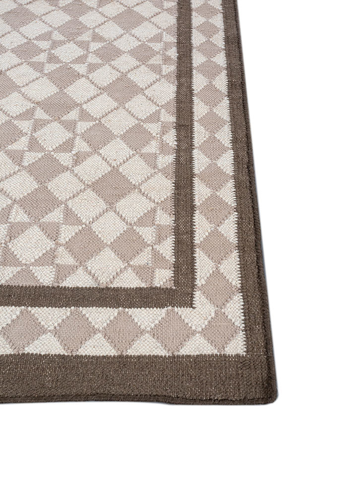 alhambra ivory wool flat weaves Rug - Corner