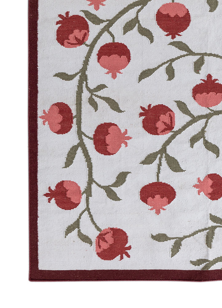 alhambra ivory wool flat weaves Rug - Corner alhambra ivory wool flat weaves Rug - Corner